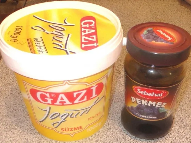 Rezept: Dessert: Obstsalat auf Joghurt Bild Nr. 2 Dessert: Obstsalat auf Joghurt - Rezept - Bild Nr. 2