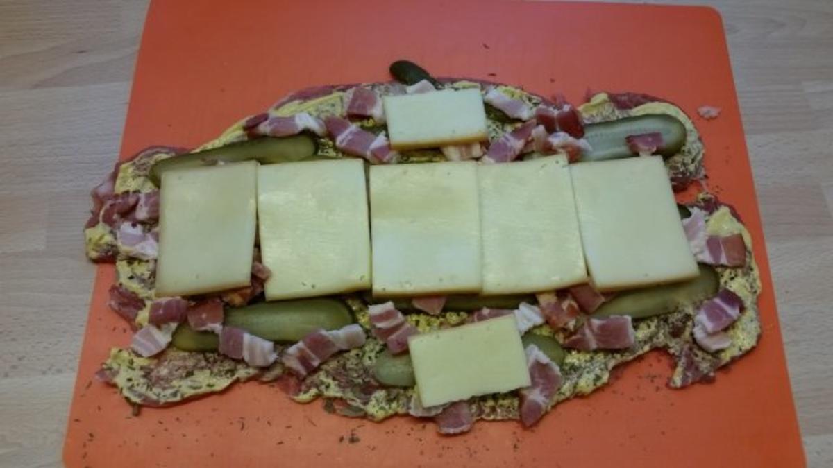 Gefülltes Schweinefilet im Blätterteig mit Bratkartoffeln - Rezept - Bild Nr. 5