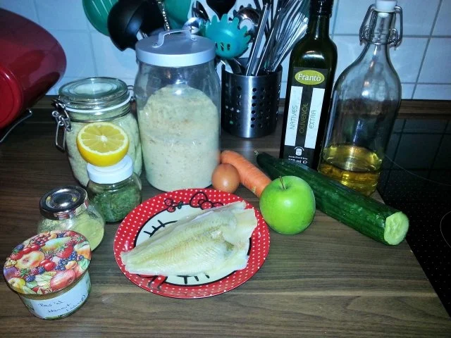 Fischbällchen mit süß saurem Salat - Rezept - Bild Nr. 2