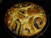 Rosenkuchen mit Mohn - Rezept