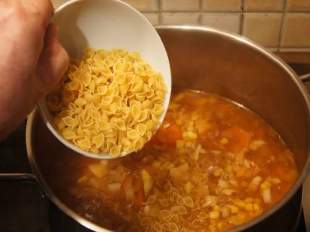 Rezept: Hähnchenbrustfilet-Gemüseeintopf Bild Nr. 8 Hähnchenbrustfilet-Gemüseeintopf - Rezept - Bild Nr. 8