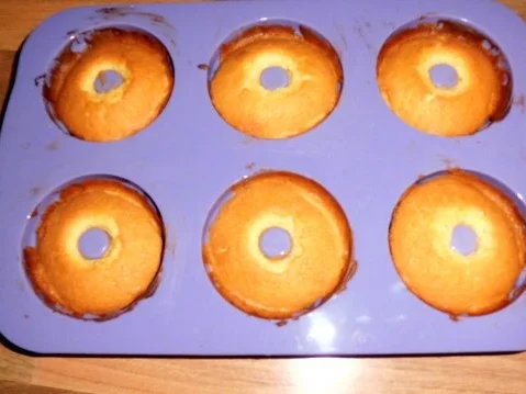 dunkle und helle gugelhüpfchen für EUCH :) - Rezept - Bild Nr. 6