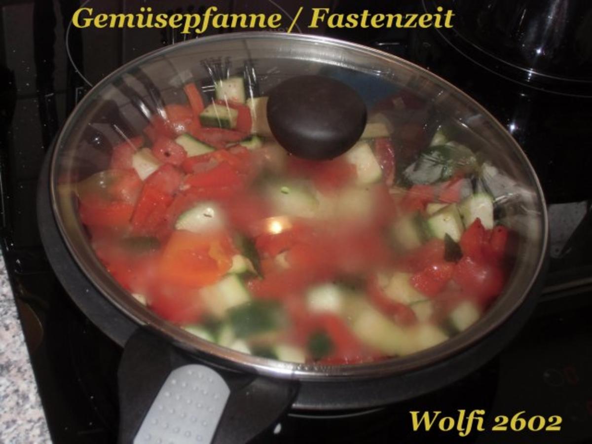 Gemüse : Paprika, Fleischtomate, Zucchini, Gemüsezwiebel, Knoblauch "geben sich die Ehre" - Rezept - Bild Nr. 2