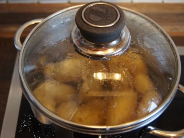 Wachteleier auf Frankfurter Grüne Soße mit gepellten Drillingen - Rezept - Bild Nr. 3