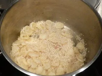 Schwarzwurzel-Risotto mit Skreifilet - Rezept - Bild Nr. 3