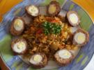 Wachteleier-Mettbällchen auf Gemüsereis - Rezept