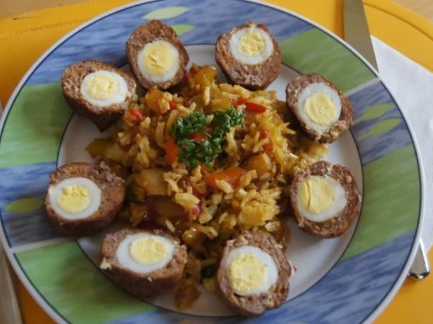 Rezept: Wachteleier-Mettbällchen auf Gemüsereis Bild Nr. 14 Wachteleier-Mettbällchen auf Gemüsereis - Rezept - Bild Nr. 14