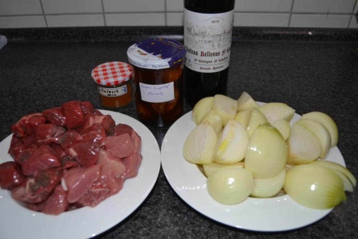 Bilder für Feigengulasch Gulasch mit Feigen und Sherry - Rezept