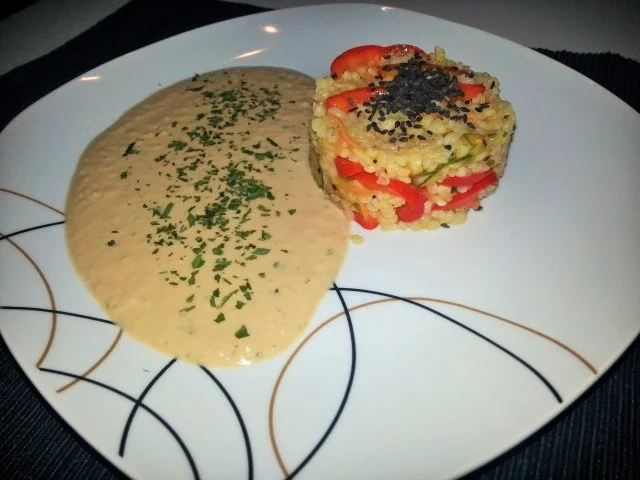 Knackiger Bulgursalat mit Thunfischdressing - Rezept