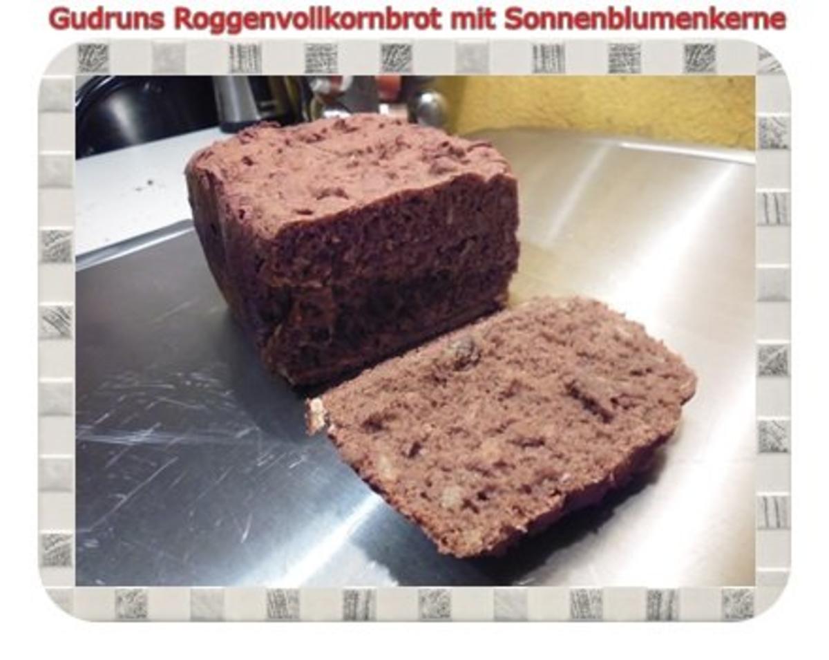 Bilder für Brot: Roggenvollkornbrot mit Sonnenblumenkerne - Rezept