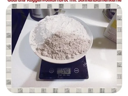 Brot: Roggenvollkornbrot mit Sonnenblumenkerne - Rezept - Bild Nr. 3