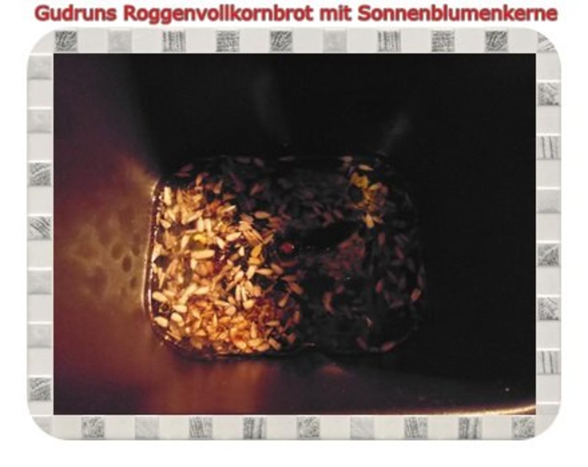Brot: Roggenvollkornbrot mit Sonnenblumenkerne - Rezept - Bild Nr. 5