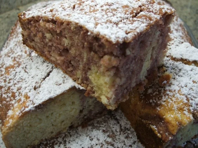 Rezept: Backen: Fruchtiger Marmorkuchen mit Umdrehungen Backen: Fruchtiger Marmorkuchen mit Umdrehungen - Rezept