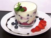 Vanille-Mascarpone-Creme mit frischen Beeren (Nachspeise Christian Polanc) - Rezept