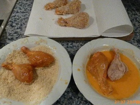 Rezept: Scharfe Knusperkeulchen mit Bulgursalat Bild Nr. 3 Scharfe Knusperkeulchen mit Bulgursalat - Rezept - Bild Nr. 3