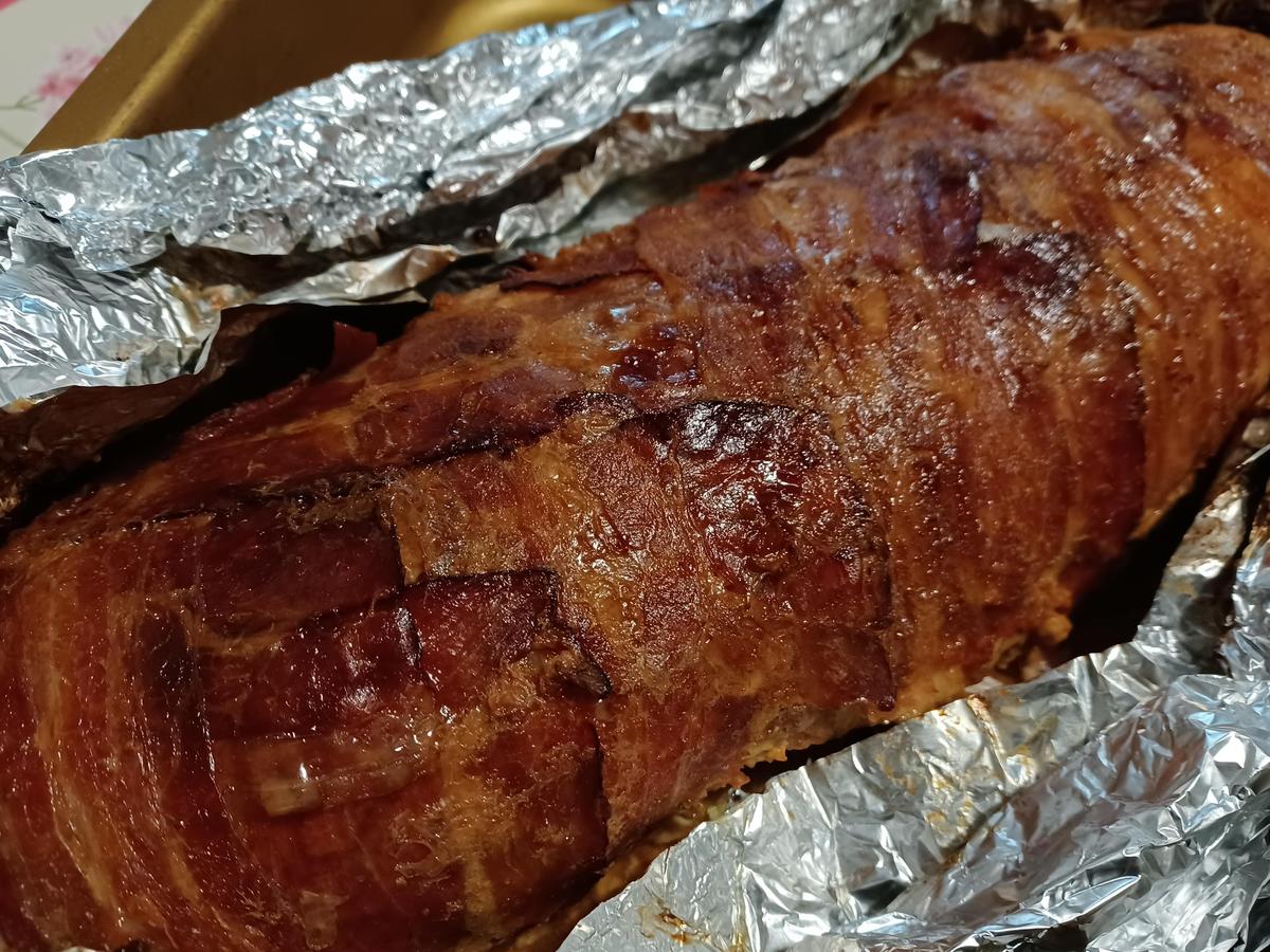 Hackbraten mit feuriger Pfeffer Rahmsoße - einfach - von mimi