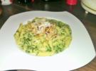 Penne in Spinatsoße und karamelisierten Hähnchenbrustfiletstreifen - Rezept