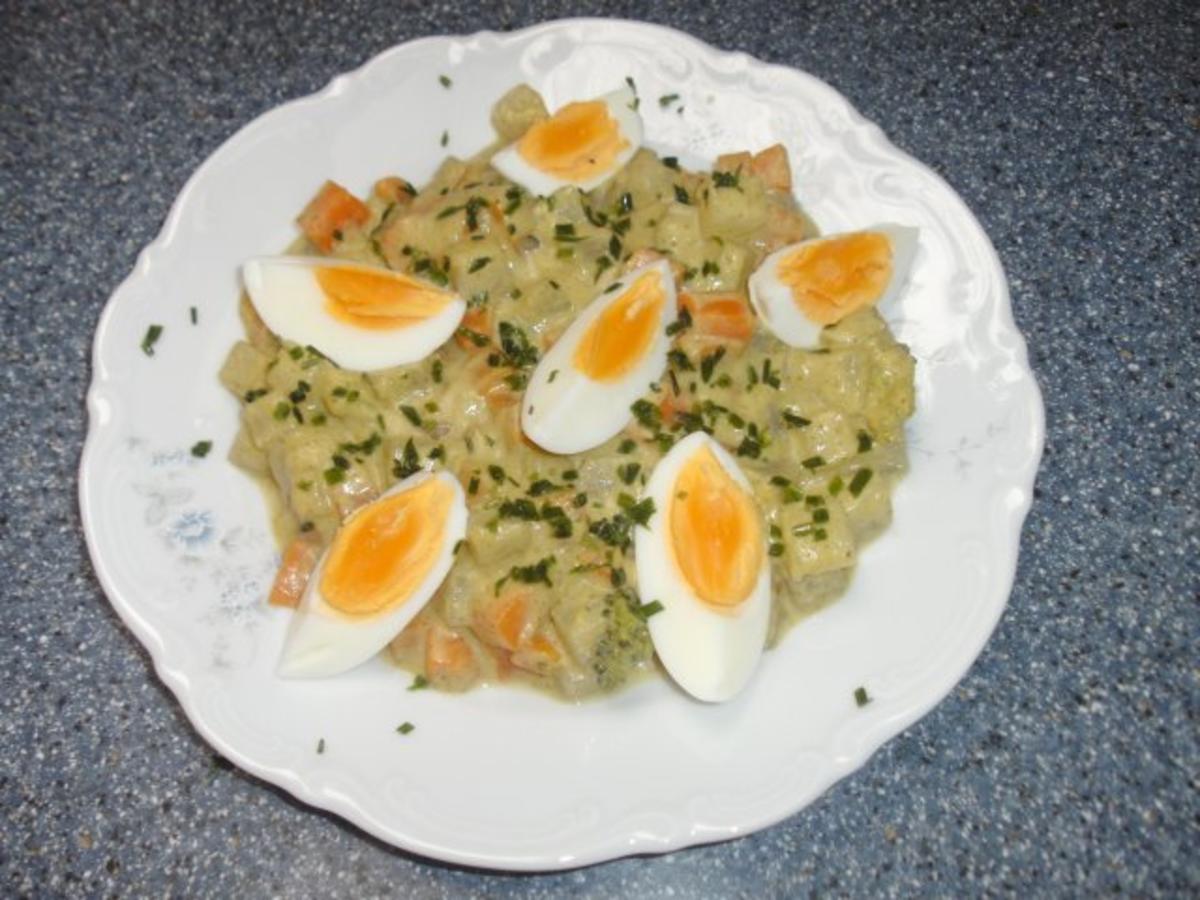 Kohlrabi-Karotten-Gemüse mit Eiern - Rezept - Bild Nr. 2