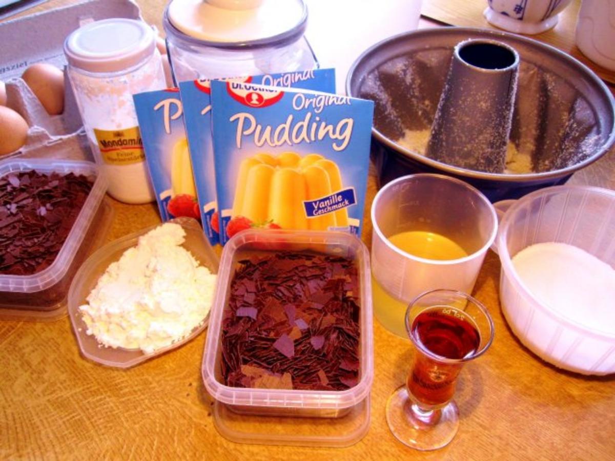 Kleiner Vanille-Kranzkuchen mit Schokoladenstückchen drin - Rezept - Bild Nr. 2