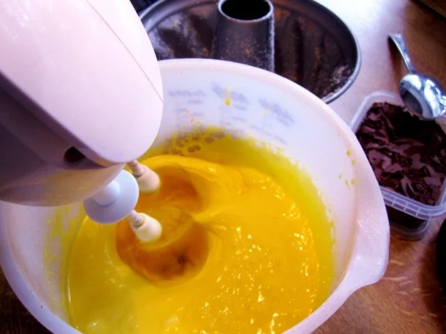 Rezept: Kleiner Vanille-Kranzkuchen mit Schokoladenstückchen drin Bild Nr. 3 Kleiner Vanille-Kranzkuchen mit Schokoladenstückchen drin - Rezept - Bild Nr. 3