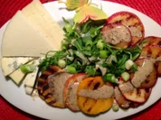 gegrillter Obstteller mit einem Orangen-Passionsfrucht-Dip - Rezept