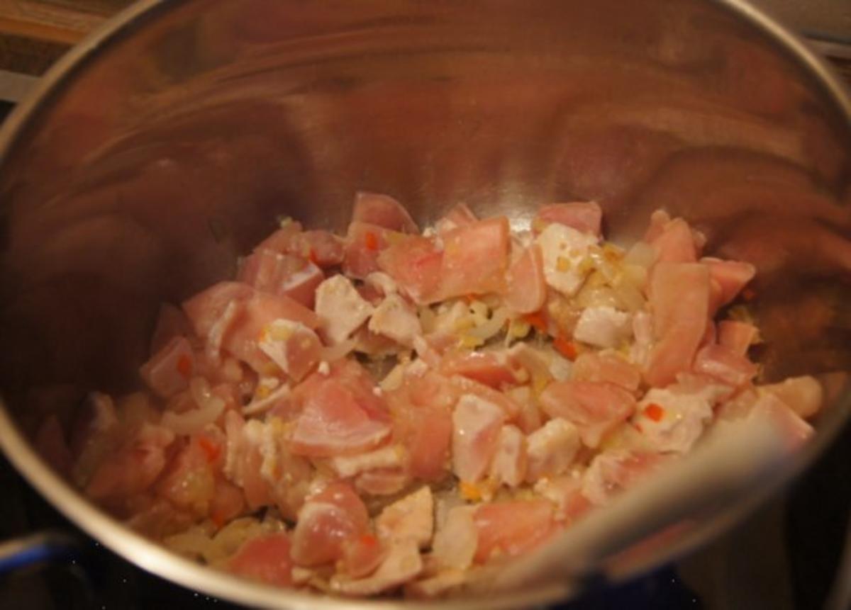 Curry-Suppe mit Hähnchenbrustfilet und Gemüse - Rezept - Bild Nr. 9