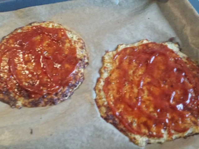 Pizza mit Blumenkohl-Boden - Rezept - Bild Nr. 10