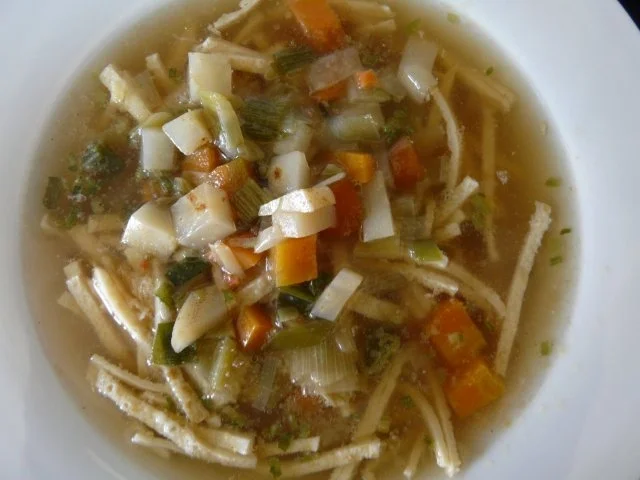 Flädele - Suppe - Rezept - Bild Nr. 8