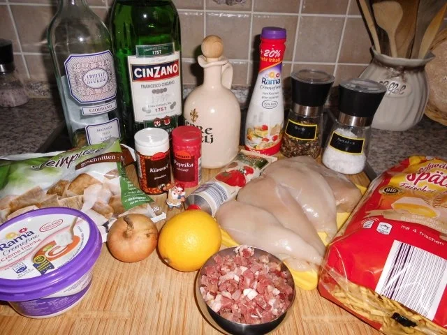 Hähnchengulasch mit Rahm-Steinpilzen>> - Rezept - Bild Nr. 2