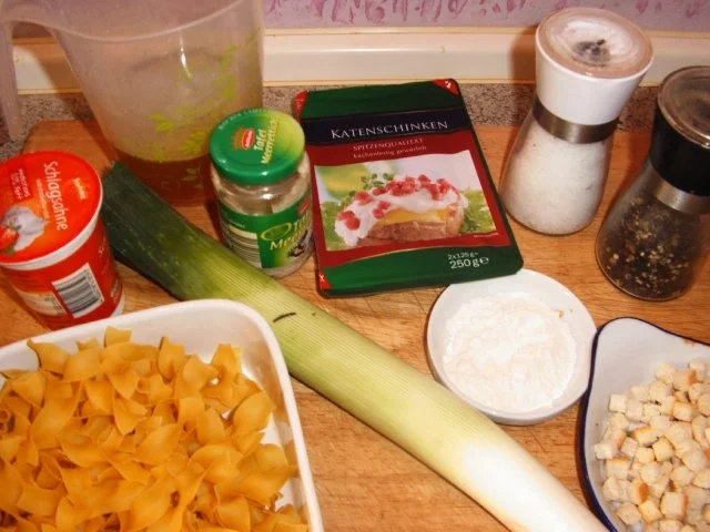 Rezept: Porree-Schinken- Nudeln Bild Nr. 2 Porree-Schinken- Nudeln - Rezept - Bild Nr. 2