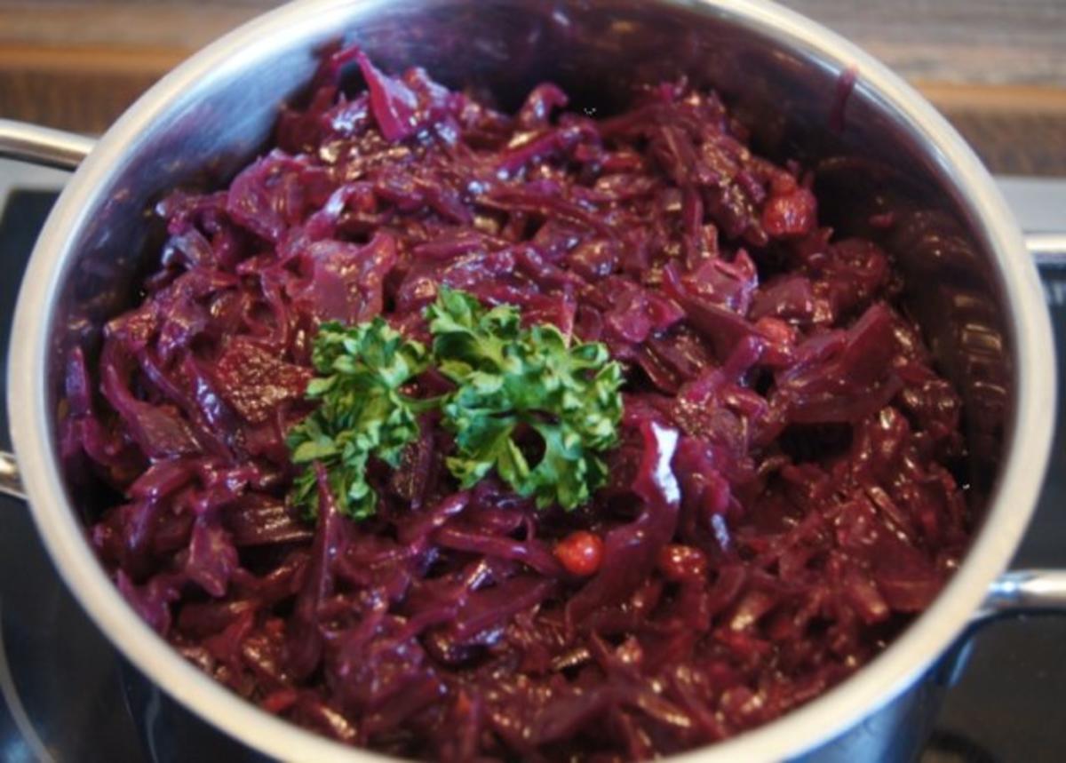 Bilder für Rotkohl mit Wild-Preiselbeeren - Rezept