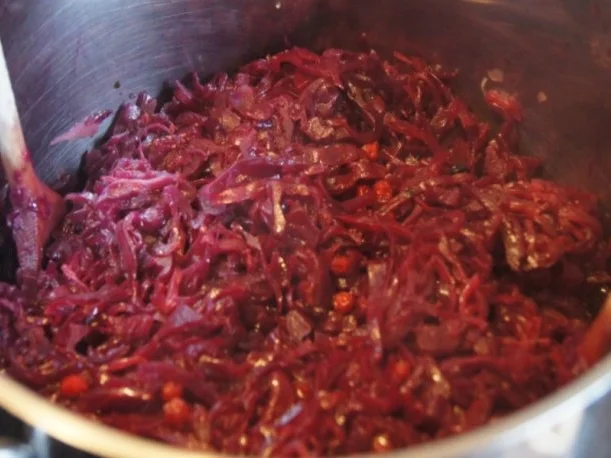 Rotkohl mit Wild-Preiselbeeren - Rezept - Bild Nr. 10