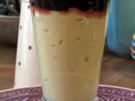 Kaffee-Kardomom-Pudding mit Creme-de-Cassis-Sauce - Rezept