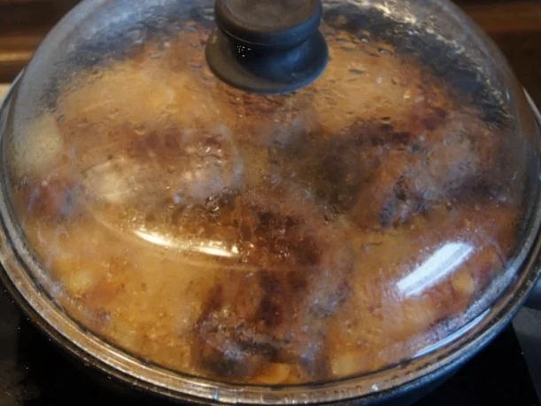 Rouladen mit Rotkohl, Sauce und Kartoffelklößen - Rezept - Bild Nr. 12