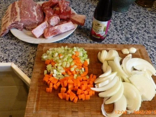 Schweinebraten vom Iberico-Karree mit Rote-Bete-Sauce - Rezept - Bild Nr. 2