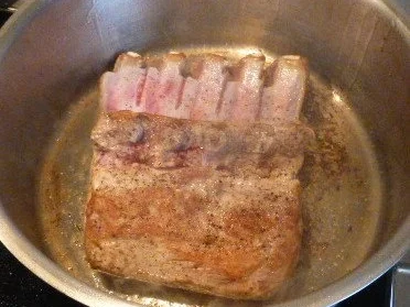 Schweinebraten vom Iberico-Karree mit Rote-Bete-Sauce - Rezept - Bild Nr. 3