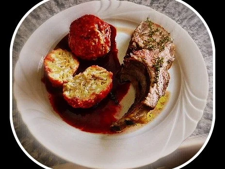 Schweinebraten vom Iberico-Karree mit Rote-Bete-Sauce - Rezept - Bild Nr. 8