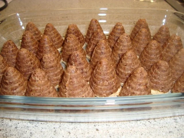 Rezept: Bienenkörbchen, gefülltes Gebäck Bienenkörbchen, gefülltes Gebäck - Rezept