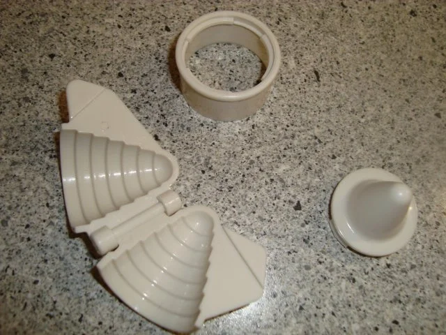 Rezept: Bienenkörbchen, gefülltes Gebäck Bild Nr. 3 Bienenkörbchen, gefülltes Gebäck - Rezept - Bild Nr. 3