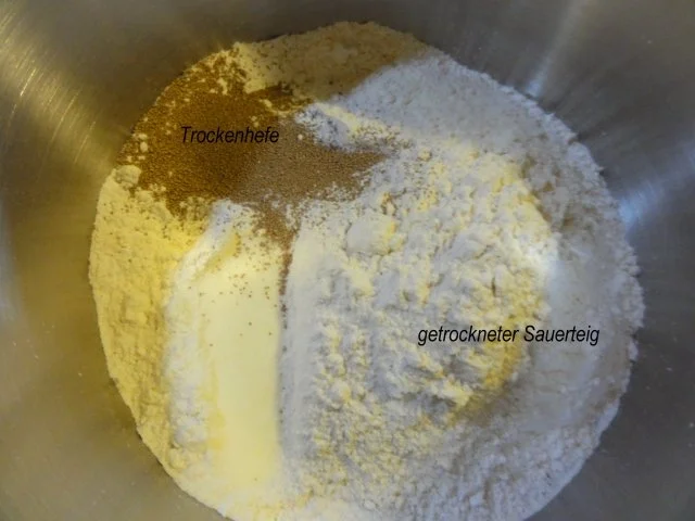 Rezept: Brot: SONNENBLUMEN - MISCHBROT Bild Nr. 3 Brot: SONNENBLUMEN - MISCHBROT - Rezept - Bild Nr. 3