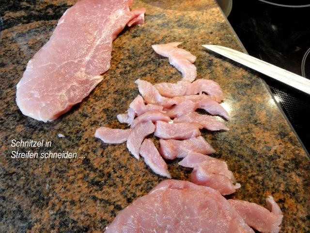 Rezept: Fleisch: SAHNEGESCHNETZELTES (vom Schwein) Bild Nr. 2 Fleisch: SAHNEGESCHNETZELTES (vom Schwein) - Rezept - Bild Nr. 2