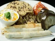 Adana Kebap mit Bulgur, Quark und Sigara Börek (Aileen Adler) - Rezept