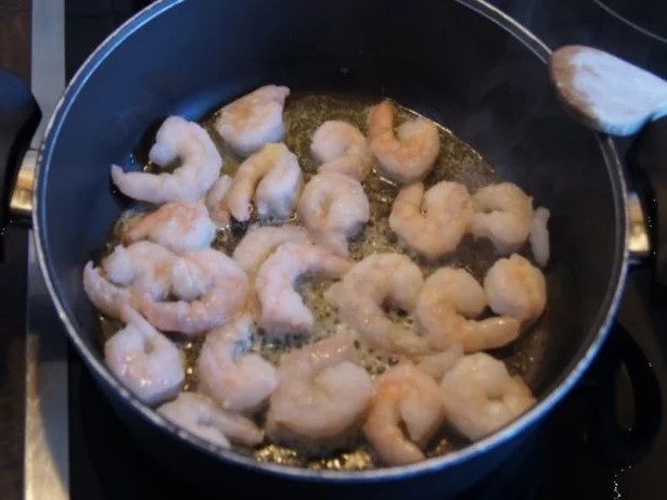 Rezept: Rote Linsen-Gemüse-Suppe mit Riesengarnelenschwänzen Bild Nr. 12 Rote Linsen-Gemüse-Suppe mit Riesengarnelenschwänzen - Rezept - Bild Nr. 12