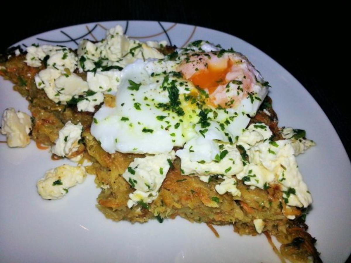 Ofenrösti mit pochierten Eiern und Schafskäse - schnell &amp; einfach - 96 ...