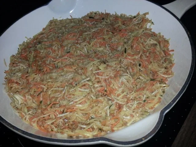 Rezept: Ofenrösti mit pochierten Eiern und Schafskäse Bild Nr. 5 Ofenrösti mit pochierten Eiern und Schafskäse - Rezept - Bild Nr. 5