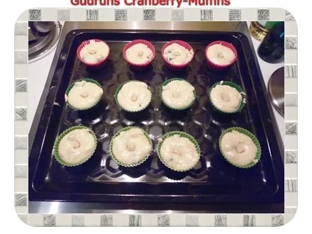 Rezept: Muffins: Cranberry-Muffins Bild Nr. 11 Muffins: Cranberry-Muffins - Rezept - Bild Nr. 11