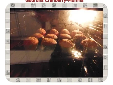 Rezept: Muffins: Cranberry-Muffins Bild Nr. 13 Muffins: Cranberry-Muffins - Rezept - Bild Nr. 13