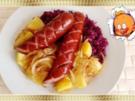 Curry Fleischwurst mit Salzkartoffeln und  Rotkohl - Rezept