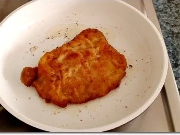 Paniertes Schweinesteak mit Gemüse,  nappiert mit „Café de Paris Sauce“ - Rezept - Bild Nr. 6