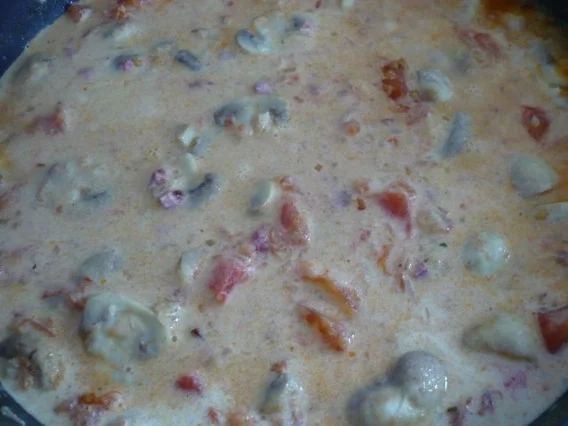 Rezept: Hähnchenbrust in Zwiebel - Pilz - Soße Bild Nr. 9 Hähnchenbrust in Zwiebel - Pilz - Soße - Rezept - Bild Nr. 9